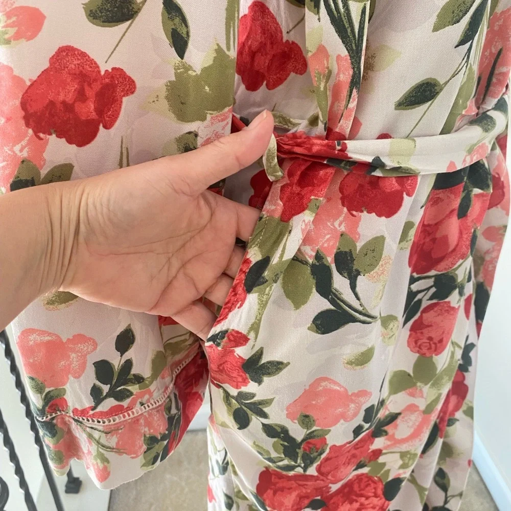 🥀 Tahari Sleepware Floral Roses Robe, XS - Picture 7 of 14
